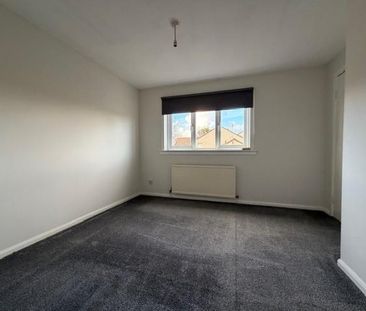 2 bedroom semi-detached house to rent - Photo 5