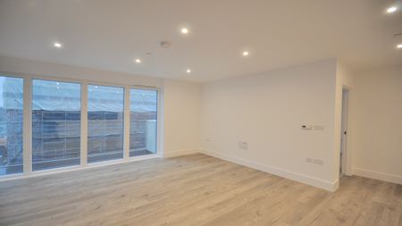 Pegler Square, Kidbrooke Village, London, SE3 9GW - Photo 3