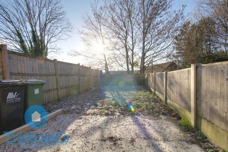 2 bed Mid Terraced House for Rent - Photo 5