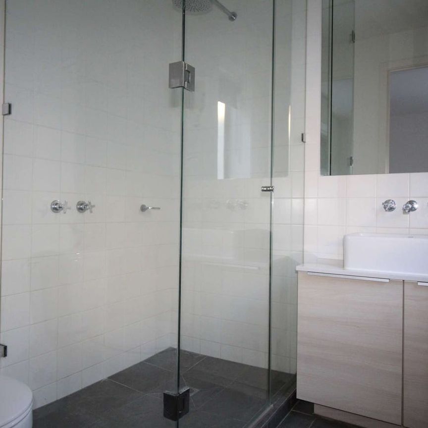 46 Lakeside Crescent, Keilor East VIC 3033 - Townhouse For Rent | Domain - Photo 1