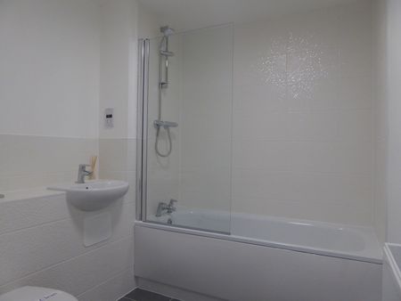 Oscar Wilde Road, Reading, RG1 3FH - Photo 2