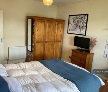 5 bedroom semi-detached house to rent - Photo 6