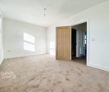 2 bedroom terraced house to rent - Photo 3