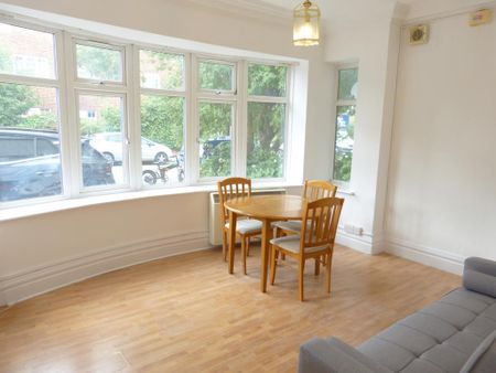 1 bedroom flat to rent - Photo 2