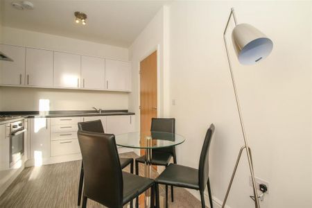 2 bedroom apartment to rent - Photo 5