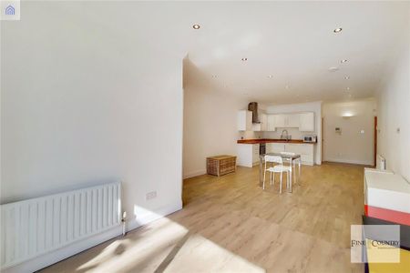 1 bedroom apartment to rent - Photo 2