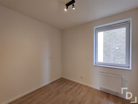 Gezellig dakappartement met terras en autostaanplaats. - Photo 3