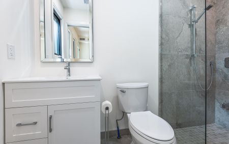 For Lease - 45 Astoria Avenue Unit# 2, Toronto, Ontario - Photo 3