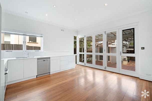 15 Coghlan Road - Photo 1