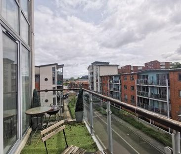 3 bedroom apartment to rent - Photo 3