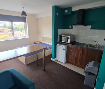 Studio to rent - Photo 5