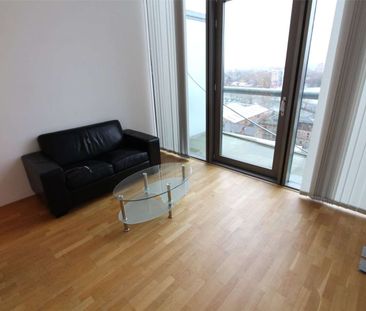 Fully Furnished Studio | Balcony| 10-Minute Walk from the City Cent... - Photo 1
