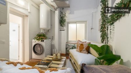 barcelona, Catalonia 08025 - Photo 4