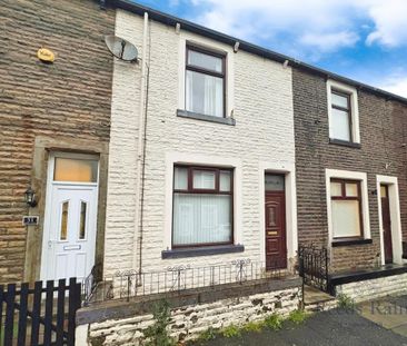 2 bedroom terraced house to rent - Photo 2