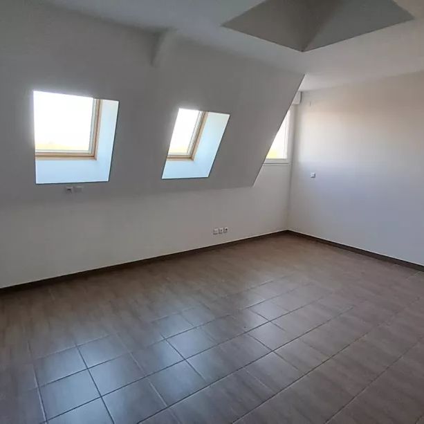 Location appartement T2 66.70m² à Sillery (51500) - Photo 1