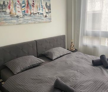 2 room luxury Apartment for rent in Estepona, Andalusia - Photo 4