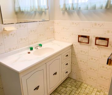 NEAT AND TIDY 2 BEDROOM UNIT - Photo 6