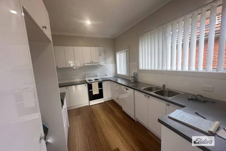 Completely refurbished Taree West home - Photo 2