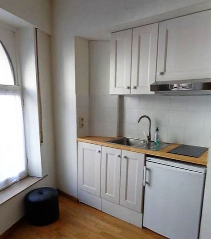 Appartement meublé 1 chambre quartier Châtelain - Foto 4