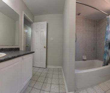 For Lease - 121 Tiller Trail Unit# MAIN & 2ND, Brampton, Ontario - Photo 5