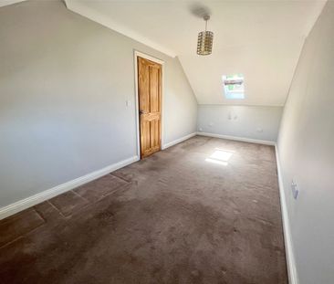 3 bedroom detached house to rent - Photo 4