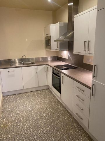 1 bedroom flat to rent - Photo 4