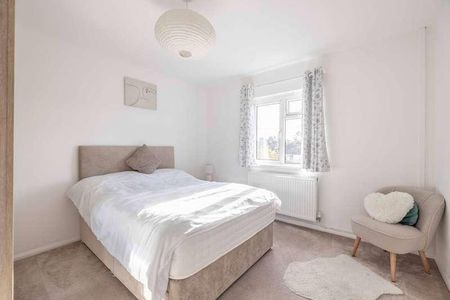 Clewer New Town, Windsor, SL4 - Photo 4