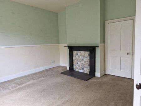 3 bedroom semi-detached house to rent - Photo 3