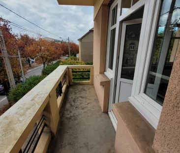 Location Appartement 4 pièces 81m² THIONVILLE 57100 - Photo 2