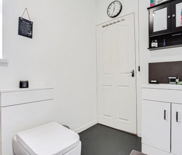 Boundary Street, Heckmondwike - Photo 2