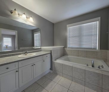 For Lease - 1127 Savoline Boulevard, Milton, Ontario - Photo 6