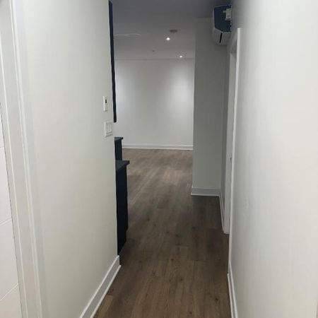 Grand condo lumineux 4 ½ au Faubourg Cousineau – Secteur recherché et paisible - Photo 4