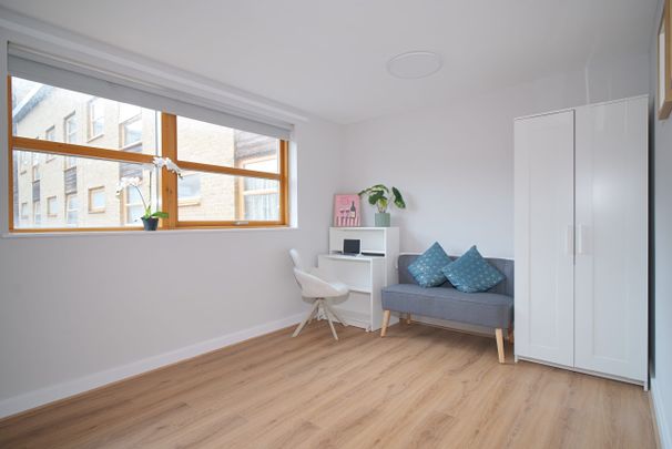 Denmark Place – Room 3 - Photo 1