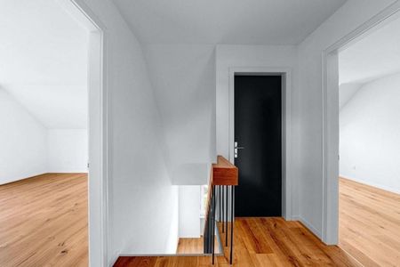 Family-friendly renovated apartment on the outskirts of the city - Photo 3