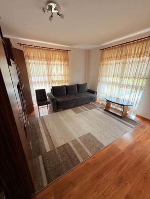 Apartament de 2 camere zona Tractorul, - Photo 1