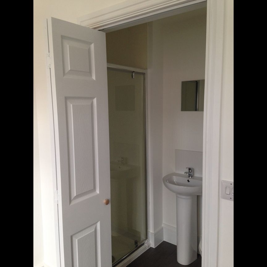 Room in a Shared House, Harefield Rd, CV2 - Photo 1