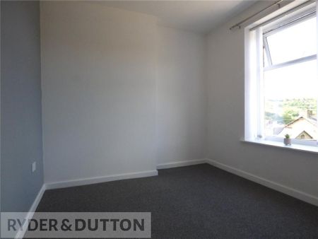 3 bedroom terraced house to rent - Photo 2