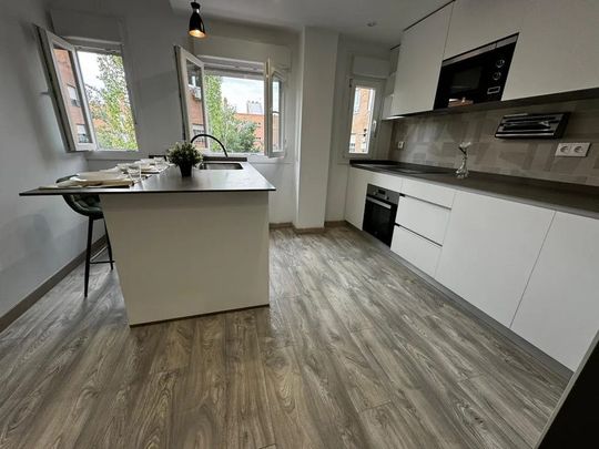 Calle de San Serapio, Madrid, Community of Madrid 28026 - Photo 1