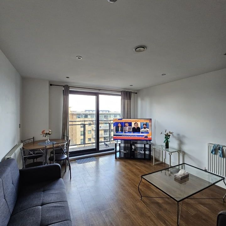 2 Bed Flat, Perth Road, IG2 - Photo 1