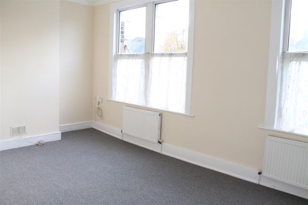1 bedroom flat to let - Photo 1