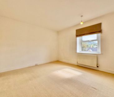 Holmes Terrace - Photo 4