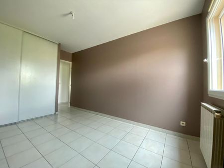 « ROQUEMAURE - APPARTEMENT T3 71.62M² AVEC TERRASSE » - Photo 3