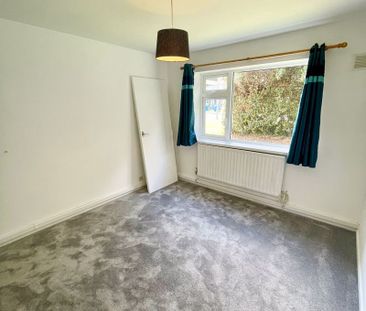 Hamworthy, Poole, Dorset - Photo 5