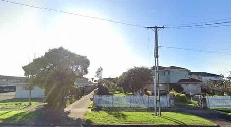 Two bedroom gem - Photo 4