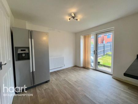 4 bedroom detached house to rent - Photo 3