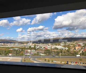 Apartament 2 camere, semidecomandat, 52 mp, prima inchiriere, lux, zona Aurel Vlaicu - Photo 2