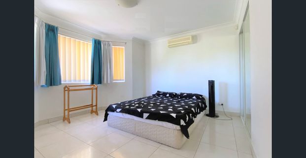 Well Presented Two Bedroom Villa - Photo 1