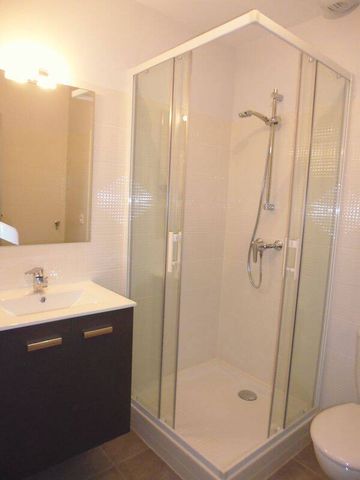 Location appartement t2 34 m² à Villefranche-de-Rouergue (12200) - Photo 5