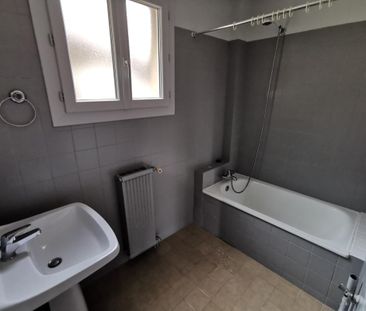 Location Appartement 3 pièces 54m² AVIGNON 84000 - Photo 3
