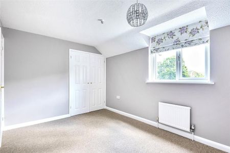 3 bedroom detached house to rent - Photo 2